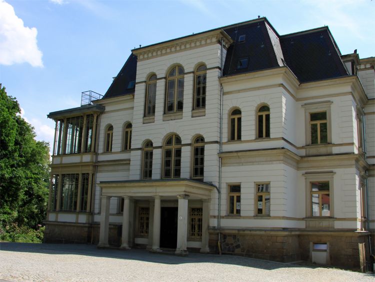 Schloss und Parkanlage in Wachwitz in Dresden