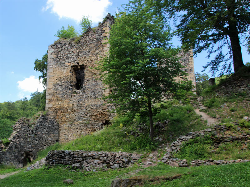 Hrad Rýzmburk (Riesenburg) in Nordböhmen